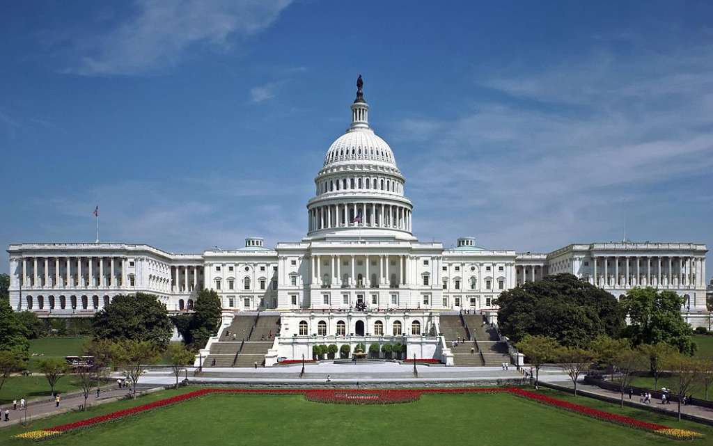 Capitol Hill Employees Required to Wear Face Masks | The Presidential ...